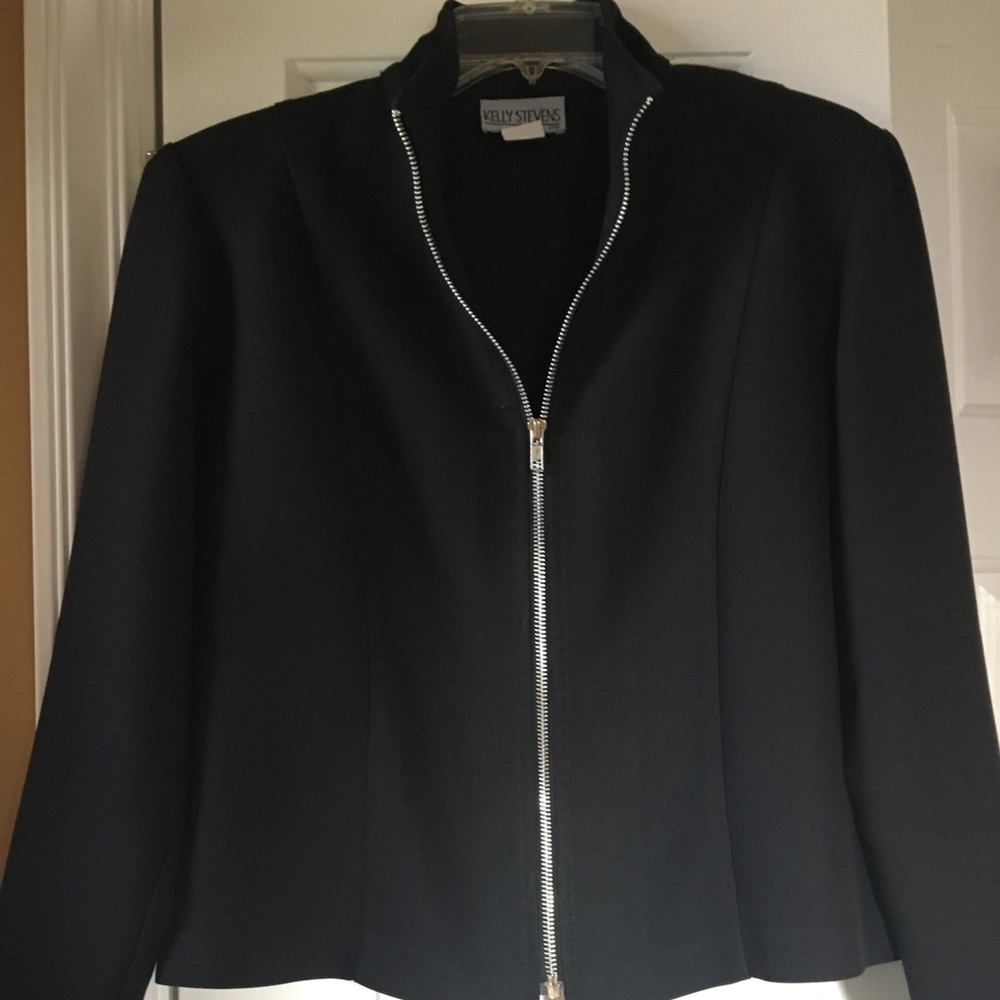 Kelly Stevens Lightweight Black Tailored Jacket